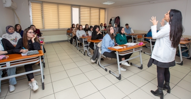 BUSMEK, gençlere YKS desteği sağlıyor