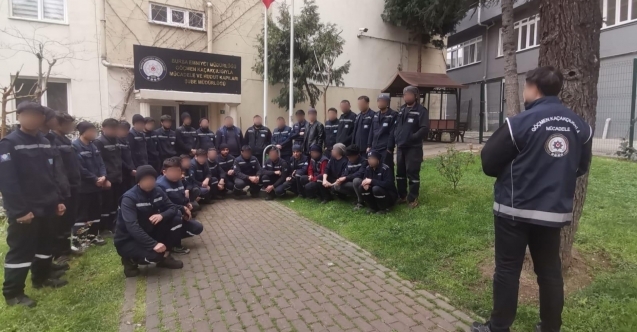 Bursa#039;da kaçak işçi operasyonu: 39 Kişi yakalandı