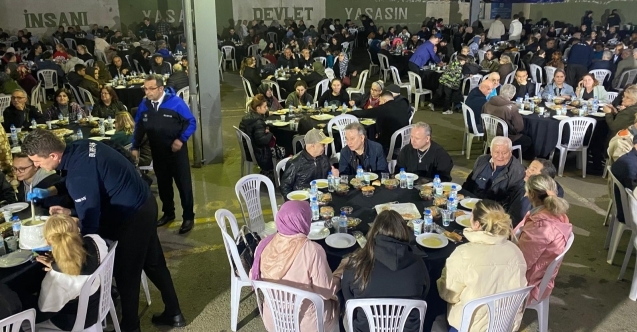 Bursa Büyükşehir#039;den Yıldırım#039;da iftar sofrası