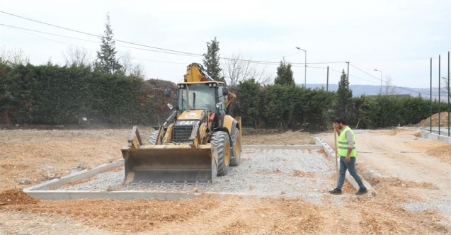İnegöl Belediyesi DOSTUM#039;da yenileme çalışmaları yapıyor