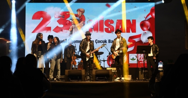 Osmangazi#039;de 23 Nisan coşkusu konserlerle başladı