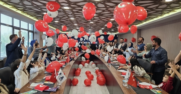 A Parti: quot;23 Nisan, bir ülkenin kaderini çocukların gözlerine yazdığı günquot;