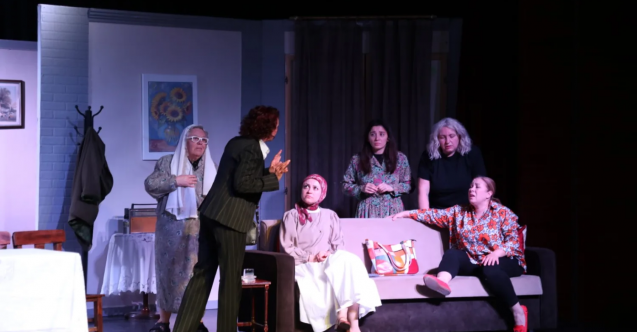 İnegöl’de "Kadın Sığınağı" ile görkemli sezon finali