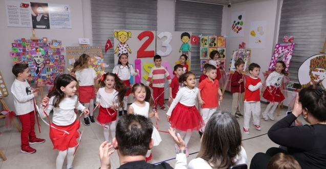 Osmangazi’de Çocuk Bayramı coşkusu kreşlerden taştı