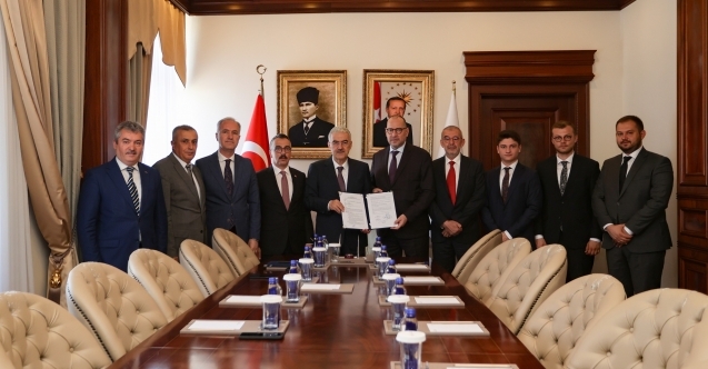 İnegöl’e kazandırılacak iki yeni anaokulu için imzalar atıldı