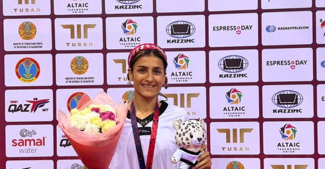 Milli Tekvandocu Hatice Kübra İlgün Kazakistan'da fırtına estirdi