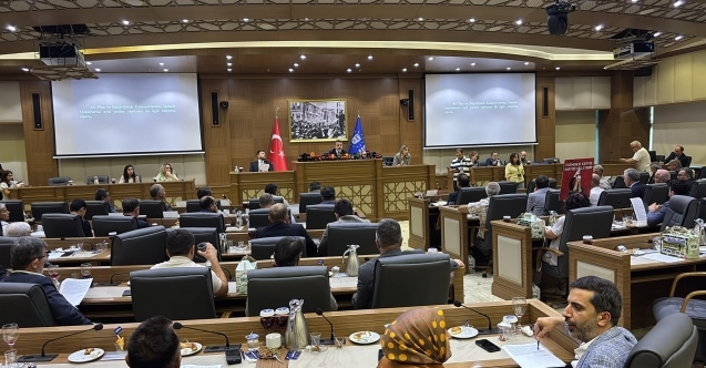 Bursa’da okul bahçeleri otopark oluyor