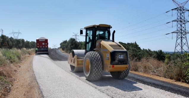Mudanya kırsalında 8 bin 800 metrelik yol hamlesi