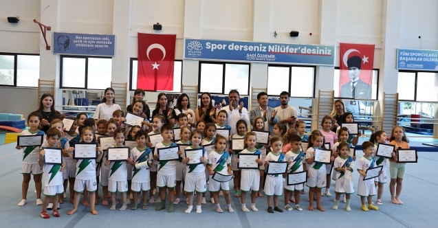 Nilüferli çocukların spor okulu keyfi sertifikalarla taçlandı