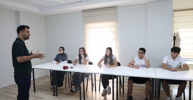 Öğrencilerin LGS yolculuğunda Osmangazi desteği