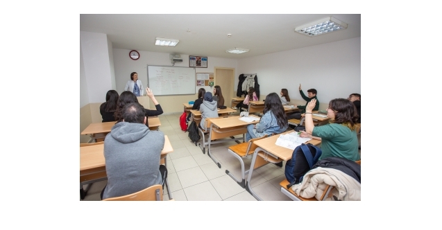 YKS adaylarına müjde: Bursa’da yeni dönem kurs kayıtları açıldı