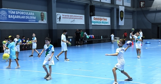 Nilüfer Belediyespor Hentbol Akademisi kapılarını açtı