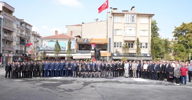 Heykel Meydanı Zafer Bayramı’yla yeniden törenlere açıldı