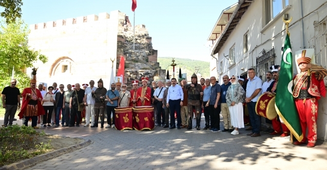 Bursa’nın Fethinin 700. yılında anlamlı proje: ‘Kalemin İzinde Fetih Yolunda’