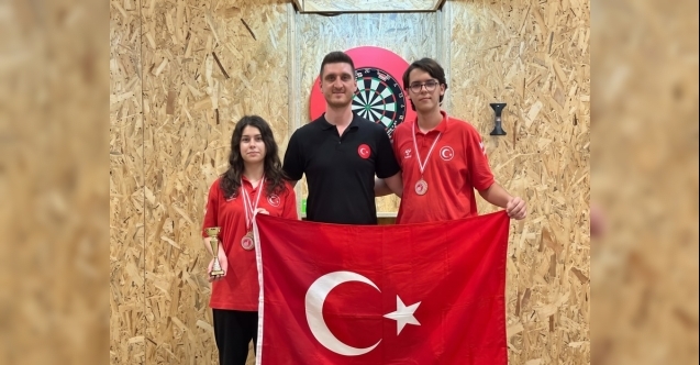 Wagram’da Ay-Yıldızlı gurur: Yıldırımlı Dartçılar Avusturya kürsüsünde