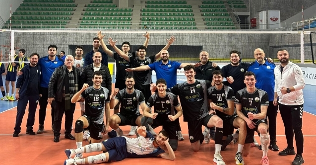 Bursa temsilcisi Fenerbahçe’yi tie-break’te devirdi