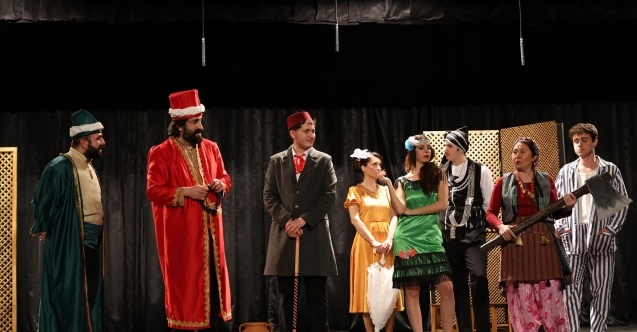 Bursa Şehir Tiyatrosu’ndan Gemlik’te sahne performansı