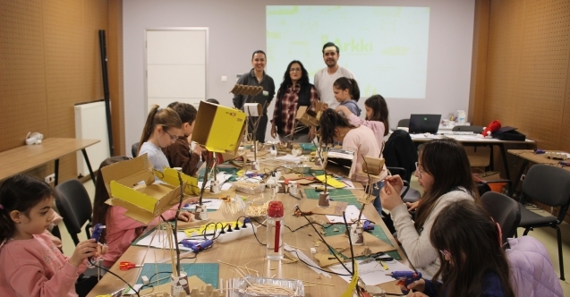 23 Nisan’da geleceğin mimarları sahne aldı