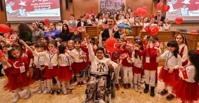 Bursa’da 23 Nisan’a özel çocuk meclisi oturumu