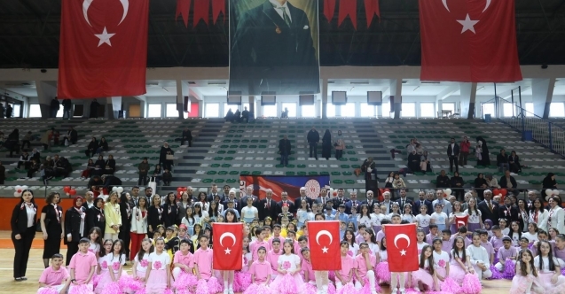 23 Nisan’da İnegöl’de bayram coşkusu zirve yaptı