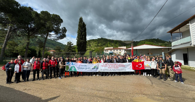 Gençlik Haftası’nda İnegöl doğasında yürüyüş etkinliği