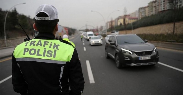 Bayramda havadan ve karadan yoğun trafik denetimi