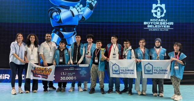 Yıldırımlı öğrenciler robot yarışmasında Türkiye birincisi oldu