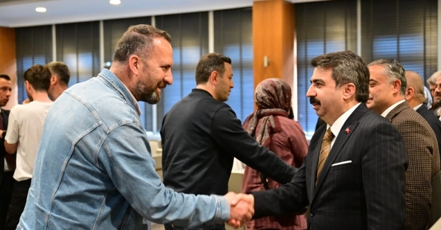 Başkan Oktay Yılmaz belediye personeliyle bayramlaştı