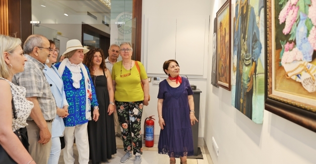 ‘Yaza Merhaba’ sergisi sanatseverlerle buluştu
