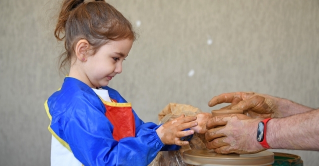 Osmangazi Belediyesi’nden çocuklara geleneksel sanat eğitimi