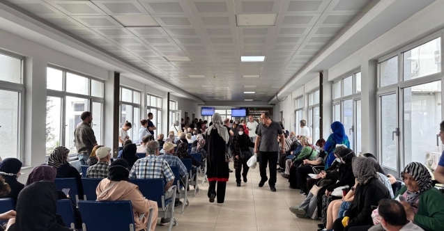 Polikliniklerde hafta ortası hareketliliği