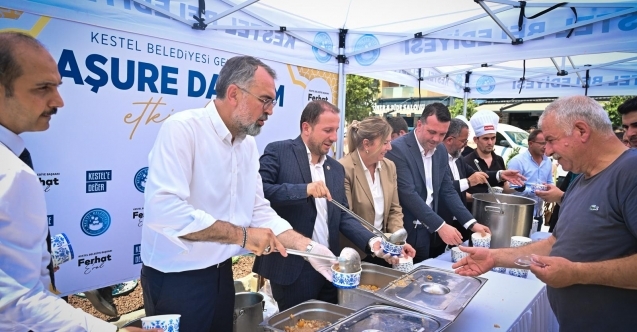 Bursa’da aşure bereketi Kestel’e taşındı