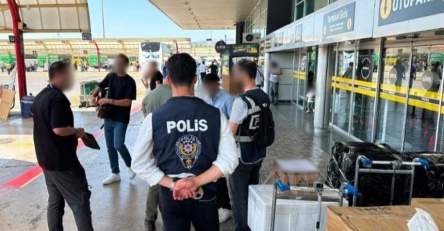 Bursa'da göçmen kaçakçılarına operasyon