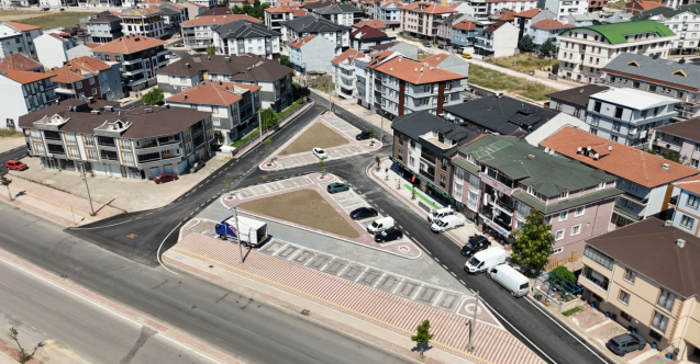 İnegöl Belediyesi’nden Yeni Mahalle’ye kapsamlı yol yatırımı