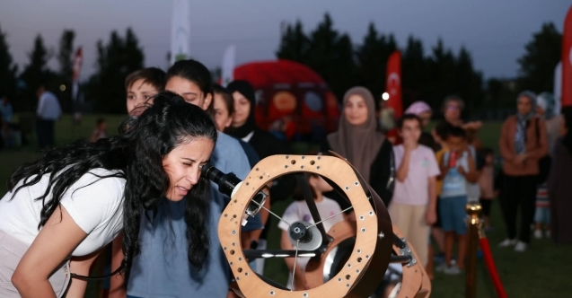 Osmangazi'de yıldızlar altında bilim gecesi